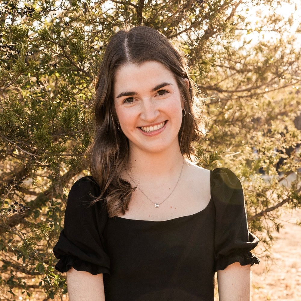 Meet your Posher, Maddie